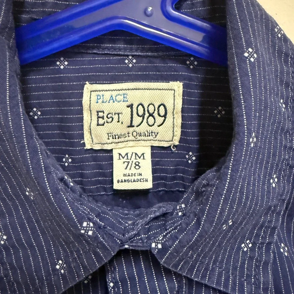 The Childrens Place Boys Navy Blue Pinstripe Diamond Button Down‎ Shirt Size 7/8
